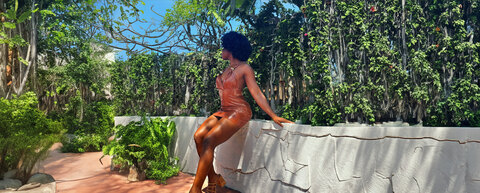 ebonybuttsplatinum photo 1